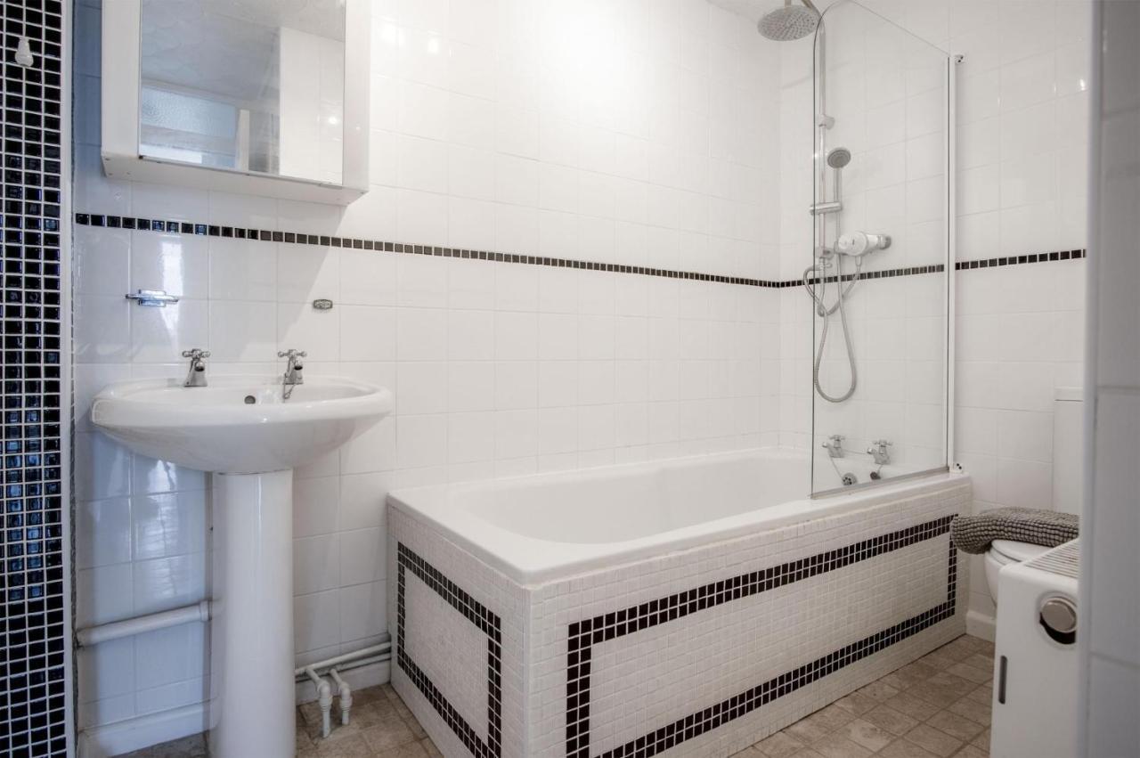 Captains Walk - 4 Bedroom Apartment - ساونديرسفوت المظهر الخارجي الصورة